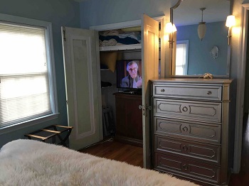 4k television with wifi orlando corporate rental bedroom